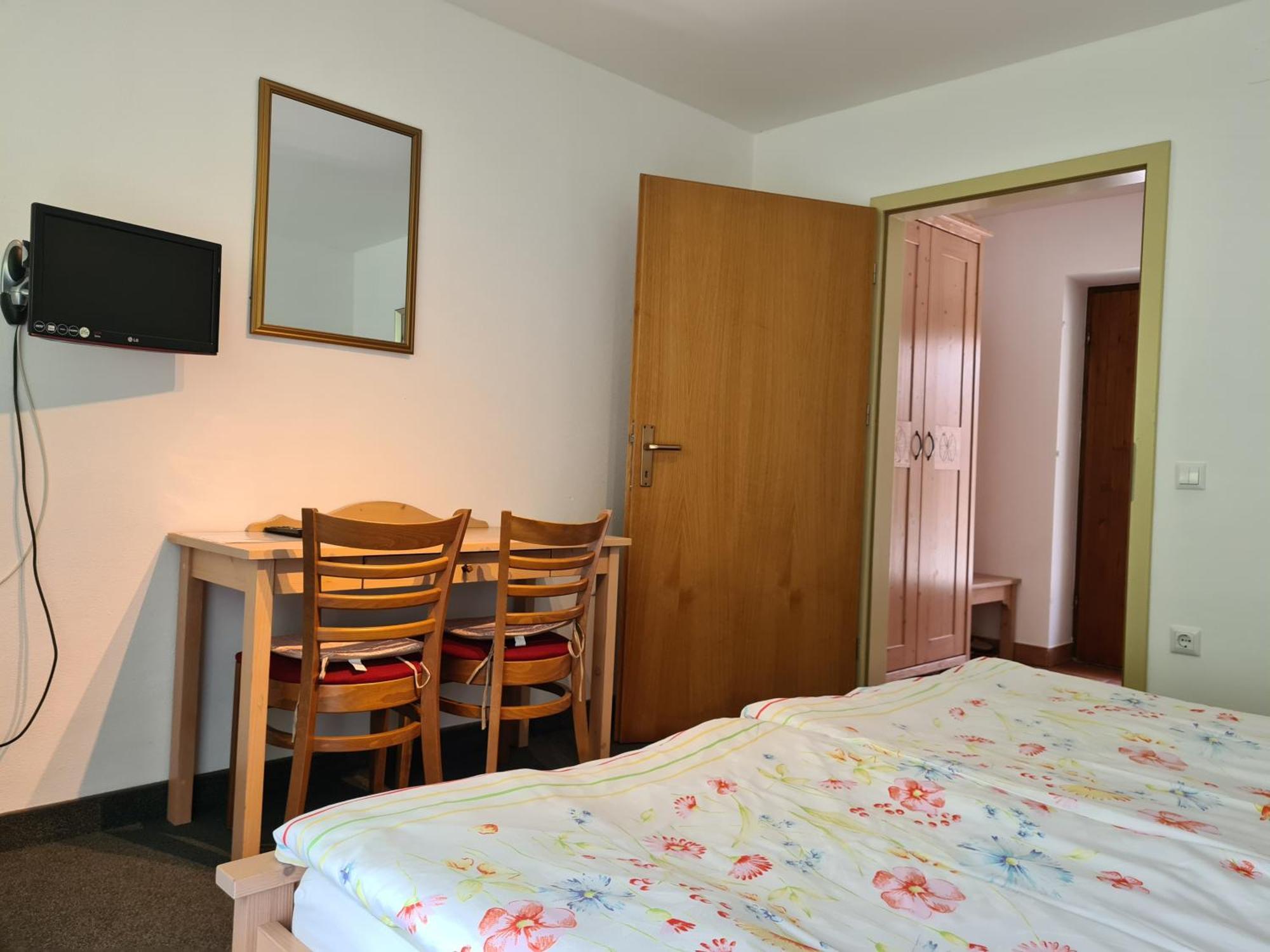 Gostilna Batist Bed & Breakfast Bohinjska Bela Oda fotoğraf